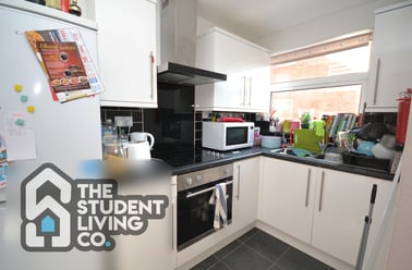 Loughborough Road, West Bridgford, Nottingham - Image 2