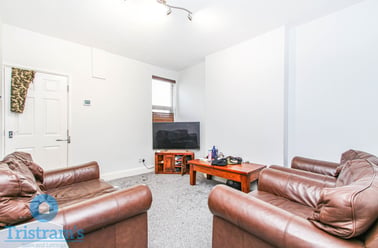 Loughborough Road, West Bridgford, Nottingham - Image 2