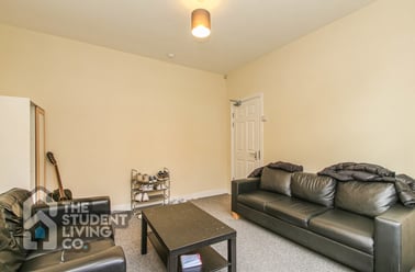 Teversal Avenue, Lenton, Nottingham - Image 2