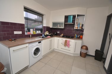 Hoyland Avenue, Dunkirk, Nottingham - Image 2