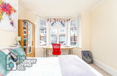 Elmsthorpe Avenue, Lenton, Nottingham - Image 2