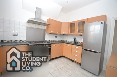 Bramcote Avenue, Beeston, Nottingham - Image 3