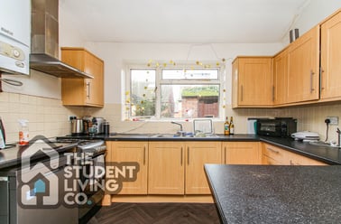 Douglas Road, Radford, Nottingham - Image 2