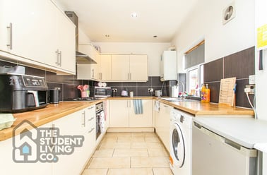Loughborough Road, West Bridgford, Nottingham - Image 2