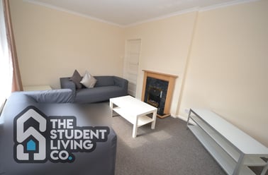 Shelley Avenue, Clifton, Nottingham - Image 2