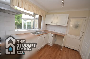 Shelley Avenue, Clifton, Nottingham - Image 3
