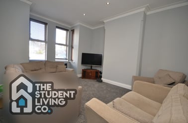 Loughborough Road, West Bridgford, Nottingham - Image 3