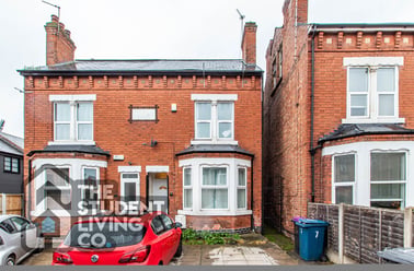 Radcliffe Mount, West Bridgford, Nottingham - Image 2