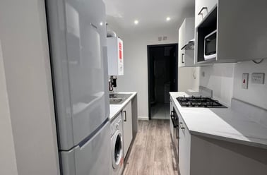 Russell Road, Forest Fields, Nottingham - Image 2