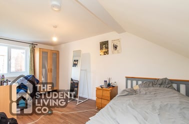 Rolleston Drive, Lenton, Nottingham - Image 3