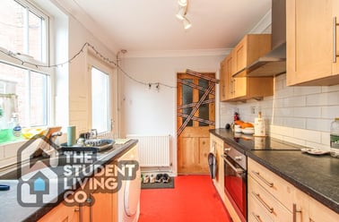 Marlborough Road, Beeston, Nottingham - Image 3