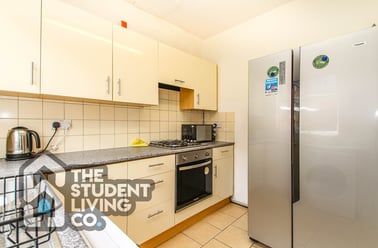 Radcliffe Mount, West Bridgford, Nottingham - Image 3
