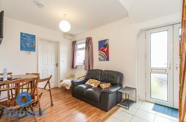 Hawton Crescent, Nottingham - Image 3