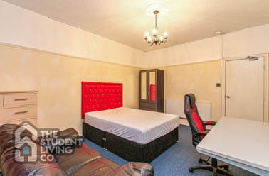 Thorncliffe Road, Carrington, Nottingham - Image 2