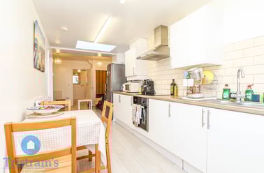 Western Boulevard, Nottingham - Image 3