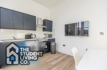 Loughborough Road, West Bridgford, Nottingham - Image 3