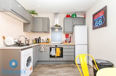 Derby Road, Nottingham - Image 3