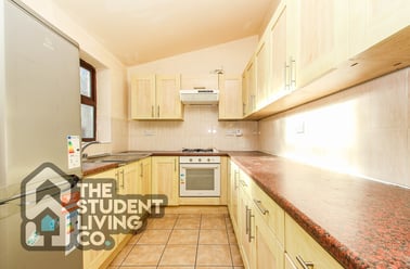 Teversal Avenue, Lenton, Nottingham - Image 3