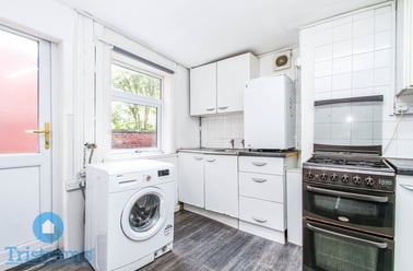 Lenton, Nottingham - Image 2
