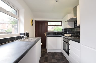 Lees Hall Crescent, Fallowfield, Manchester - Image 3