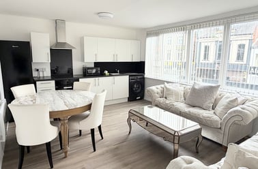 Aspinall Street, Rusholme, Manchester - Image 2