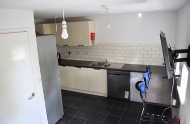 Plymouth Grove, Longsight, Manchester - Image 2