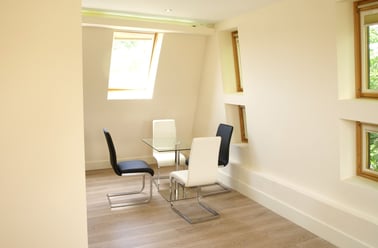 Park Crescent, Manchester - Image 3