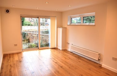 Edge Lane, Chorlton, Manchester - Image 2