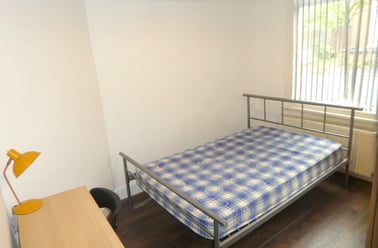 St. Ives Road, Rusholme, Manchester - Image 2