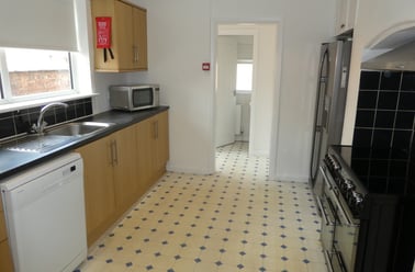 Longford Place, Longsight, Manchester - Image 2