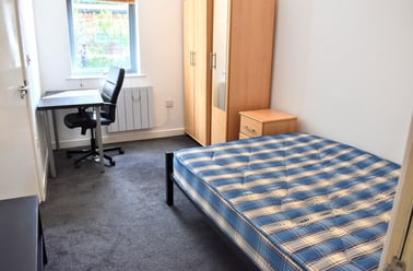 Plymouth Grove, Longsight, Manchester - Image 2