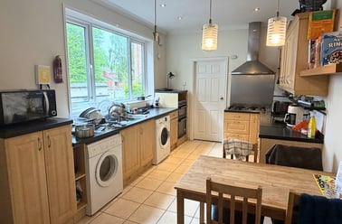 Laindon Road, Longsight, Manchester - Image 2