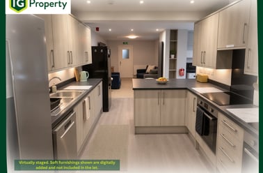 East Parade, Heworth, York - Image 2