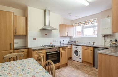 Evelyn Crescent , Clifton, York - Image 2