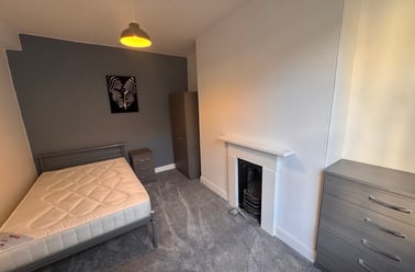 George Hudson Street, City Centre, York - Image 3