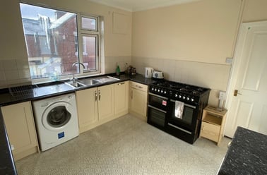 Burton Stone Lane, Clifton, York - Image 2