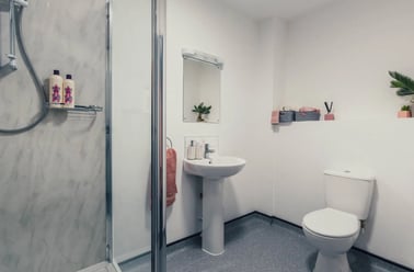 En Suite 8 Bed, Pennine House, Millstone Lane, City Centre, Leicester - Image 3