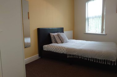 Room 4, 343a Aigburth Road, Aigburth, Liverpool - Image 2