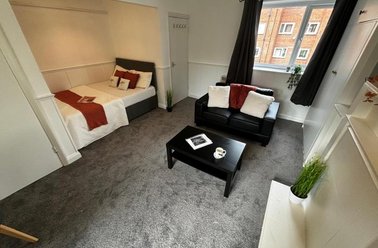 Cumberland Court, Burley, Leeds - Image 2