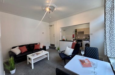 Harold Road, Hyde Park, Leeds - Image 2