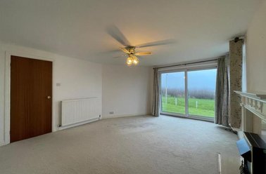 Scholes Park Road, City Centre, Scarborough - Image 2