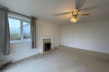 Scholes Park Road, City Centre, Scarborough - Image 3