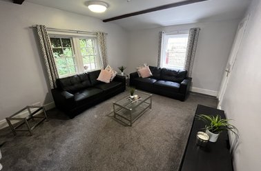 24 Cumberland Road, Hyde Park, Leeds - Image 2