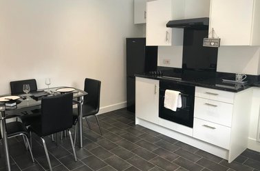 Kelsall Avenue, Hyde Park, Leeds - Image 2