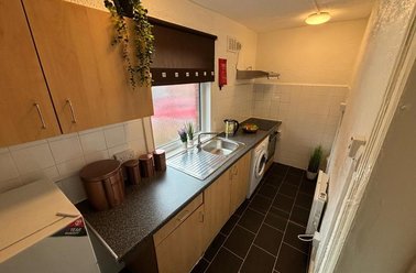 1 Norwood Terrace, Hyde Park, Leeds - Image 3