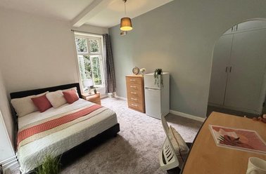 Grovesnor Road, Rampart Road, Leeds - Image 2