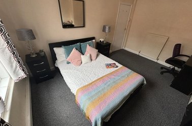 Granby Place, Headingley, Leeds - Image 2