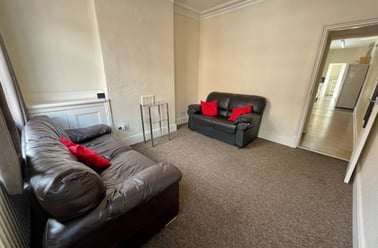 Herschell Street, Victoria Park, Leicester - Image 2