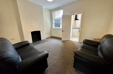 Lorne Road, Clarendon Park, Leicester - Image 2