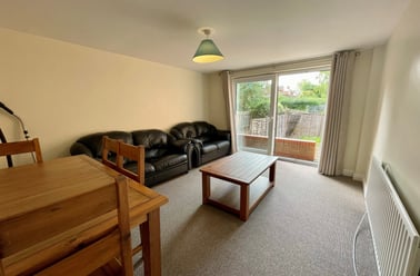 Knighton Fields Road East, Knighton, Leicester - Image 3